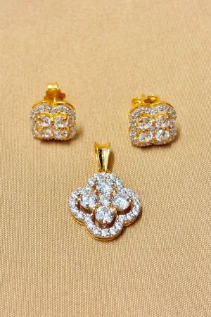 22 KT Gold Designer Women Flower Diamond Pendant Set (D67)