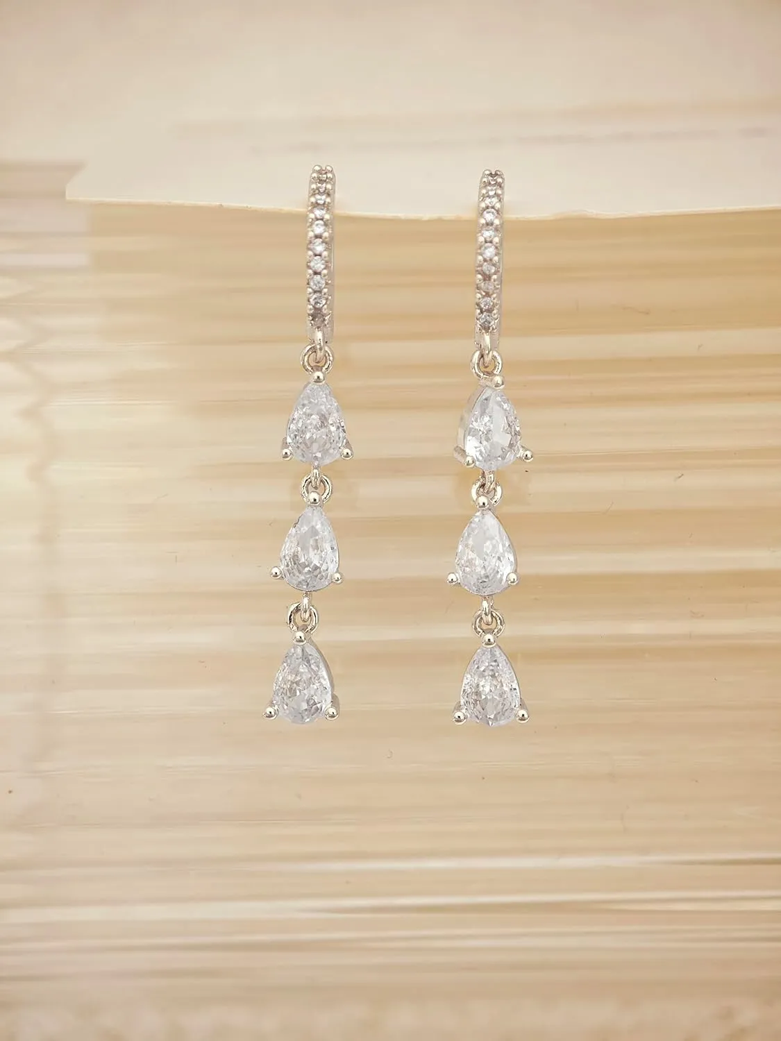 Gold Dangle Earrings for Women, Long Dangling Drop Earring 14K Dangly Threader Chain Earrings Hypoallergenic CZ Prom Hoop Huggie Gold Earring for Women Trendy Accessories Prom Jewelry Gifts