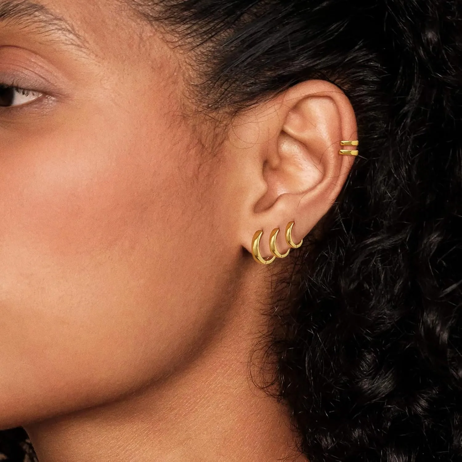 Gold Hoop Earrings Set for Women Men Chunky Gold Silver Hoop Earrings 14K Gold Filled Hypoallergenic Stack Cartilage Earrings Dainty Trendy Clip On Jewelry Gifts
