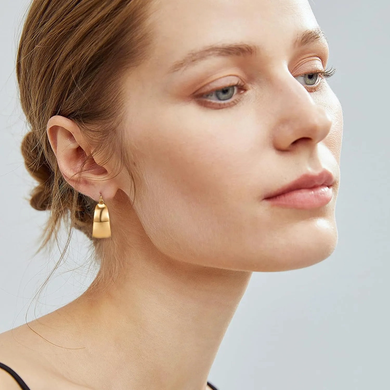 Gold Huggie Hoop Earrings for Women Everyday Fashion Jewelry