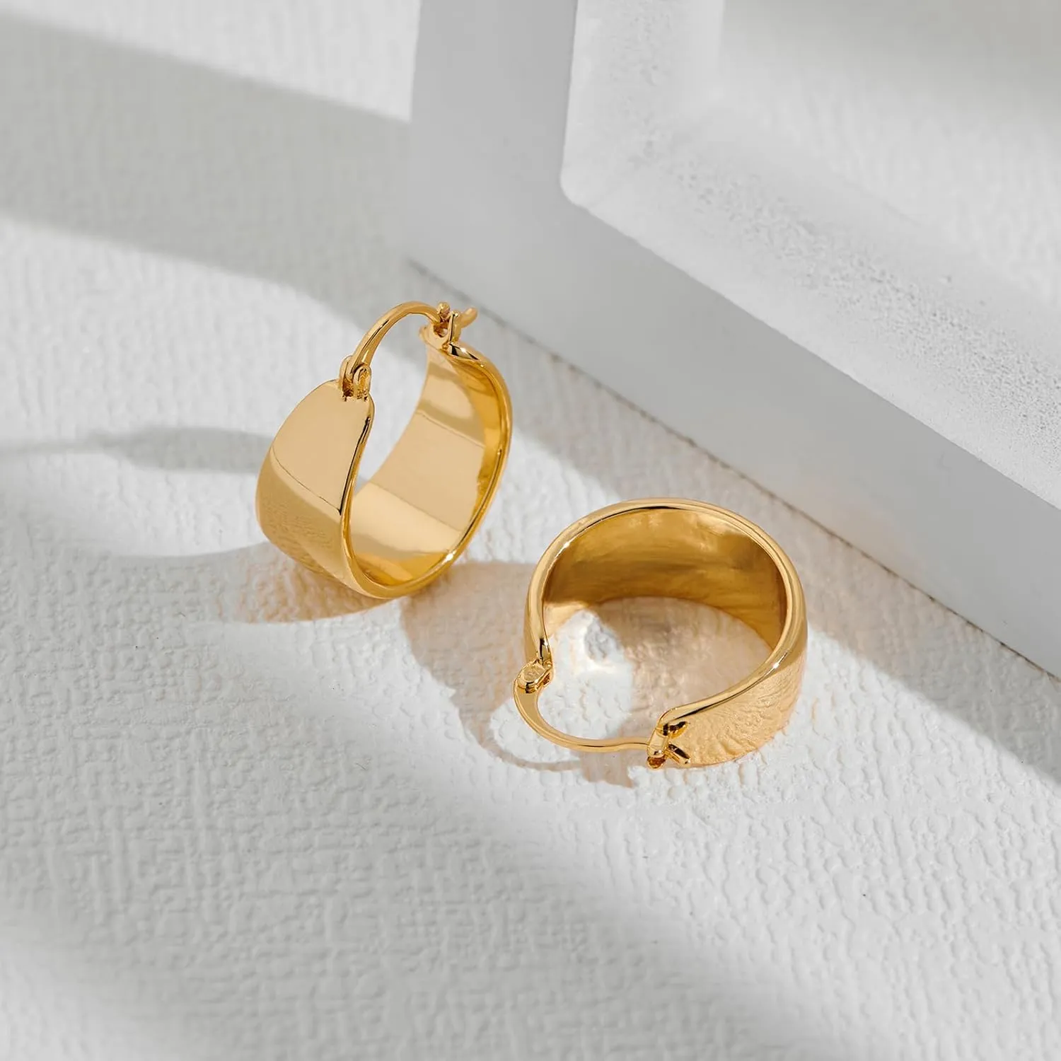 Gold Huggie Hoop Earrings for Women Everyday Fashion Jewelry