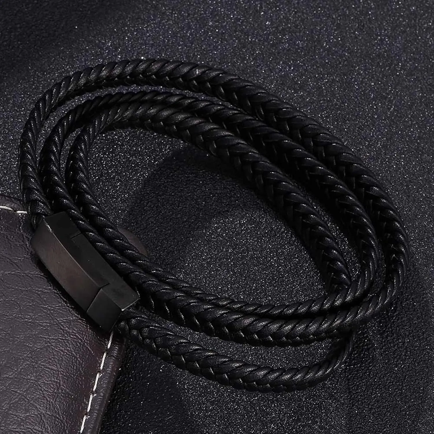 Leather Bracelet Punk, Cool Friendship Bracelets Multi-Layer Braided Leather Cord Bracelet Adult Friendship Bracelets