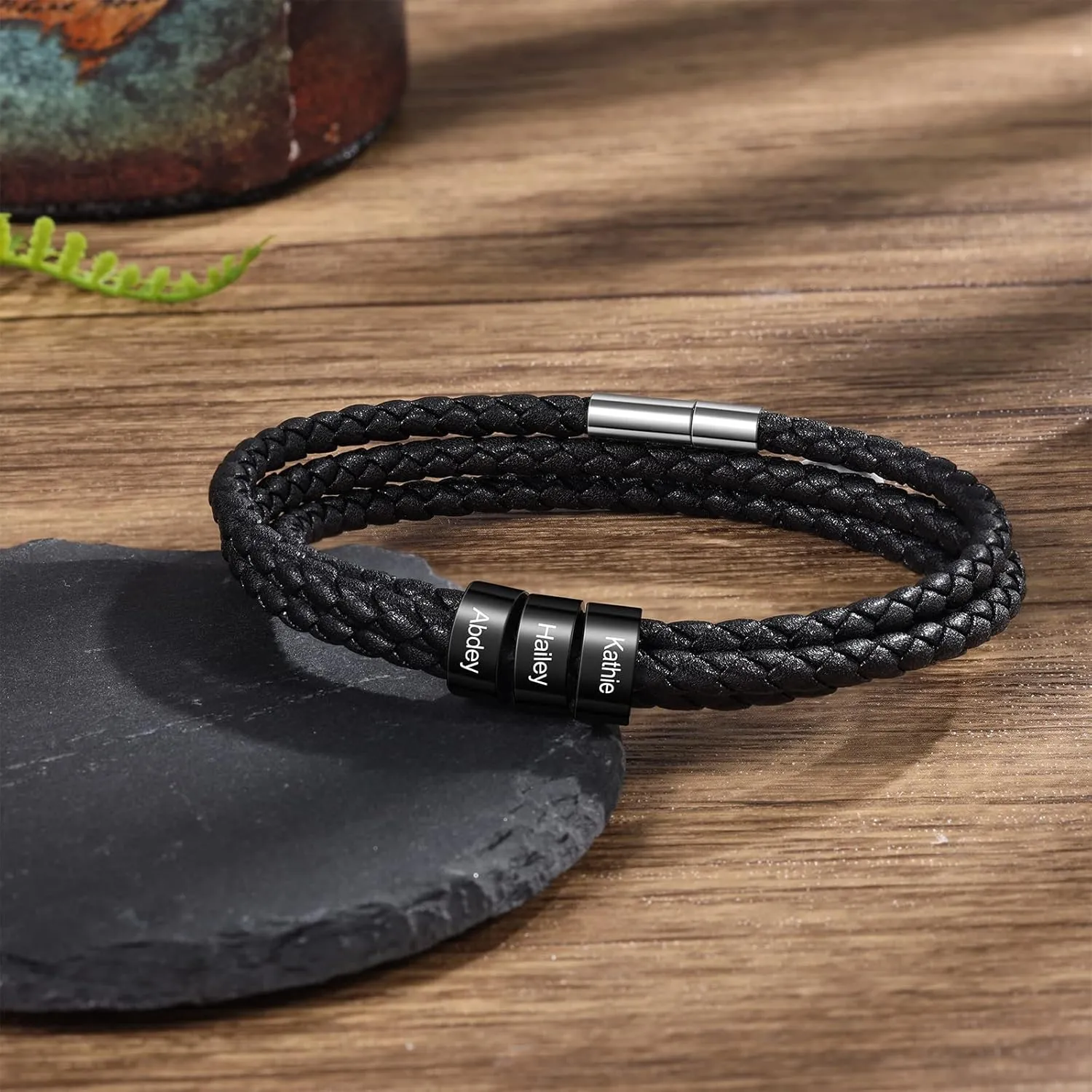 Personalized Leather Braid Bracelets for Mens with 1-6 Names Custom Engraved Leather Beads Bracelet Gifts for Dad Husband Birthday Father's Day
