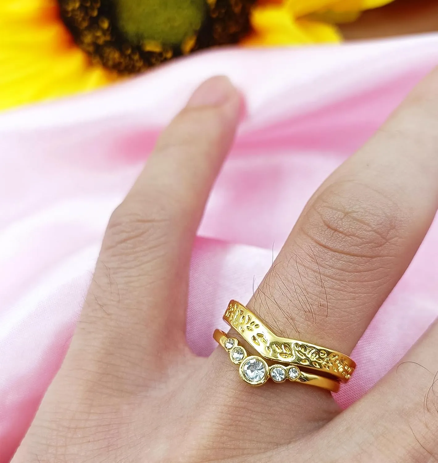 Stackable Gold Rings for Women Set Dainty Trendy Gold Plated Non Tarnish Statement V-Shaped Flower Ring Stacking Cubic Zirconia Fashion Ring Jewelry Size 6 7 8 9 10 11